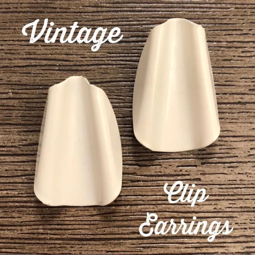 Vintage Wavy White Enamel Clip Earrings 1980’s?